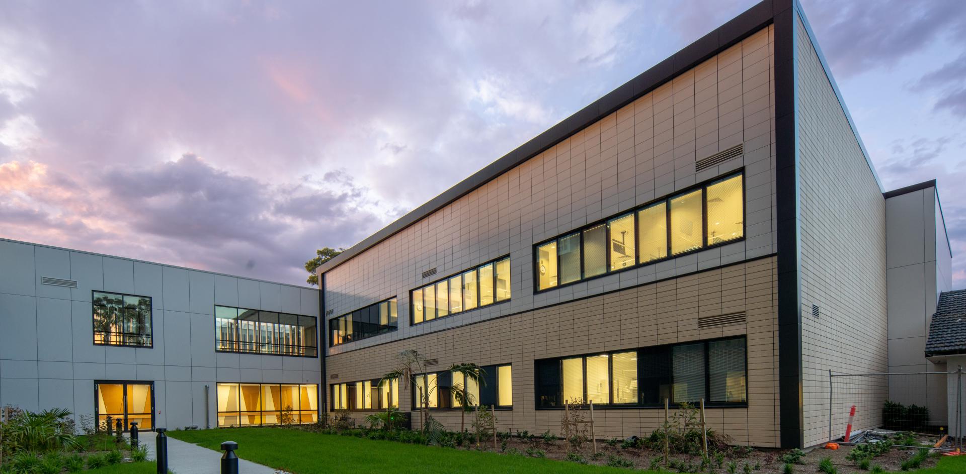 Hornsby Ku-ring-gai Hospital exterior