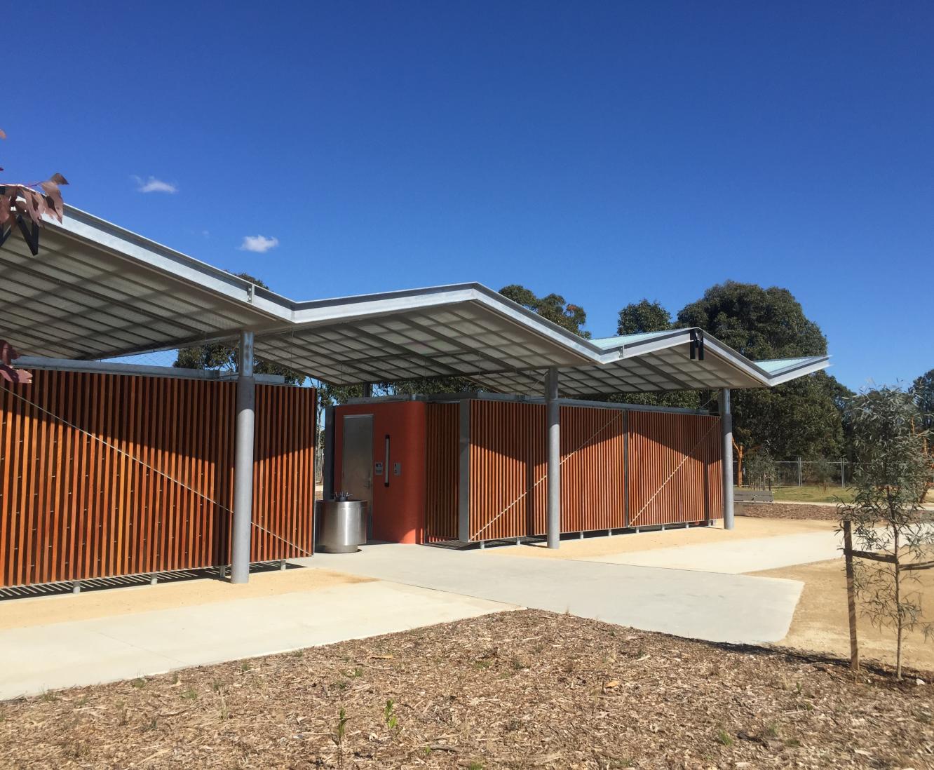Western Sydney Parklands bathroom facilities