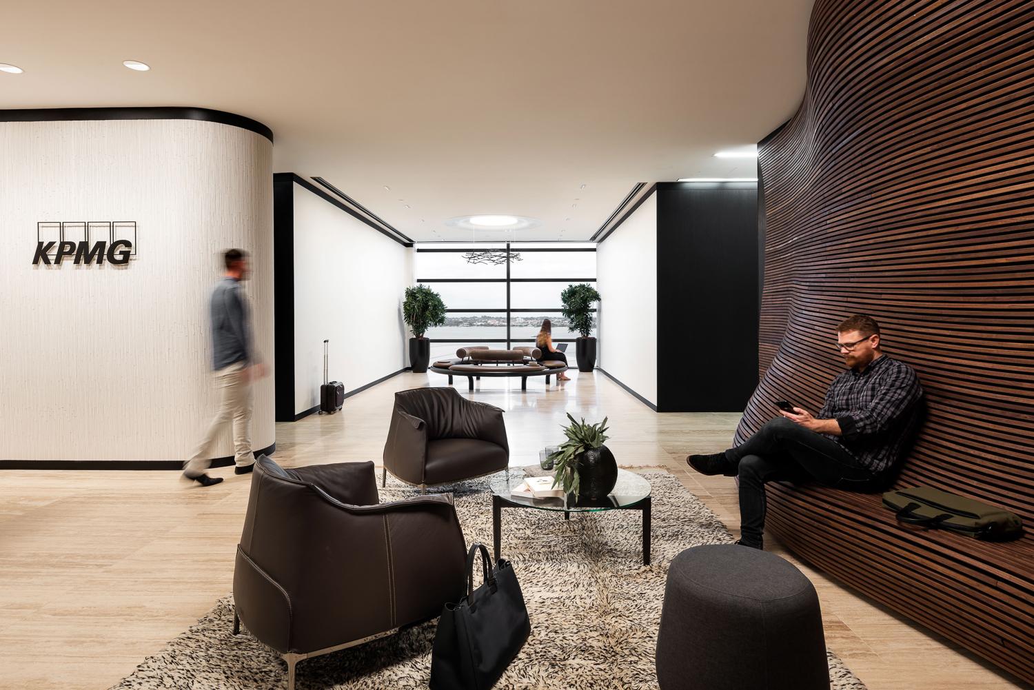 KPMG Office it-Out