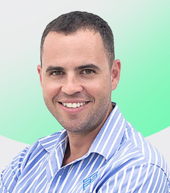 Headshot of Luke St George